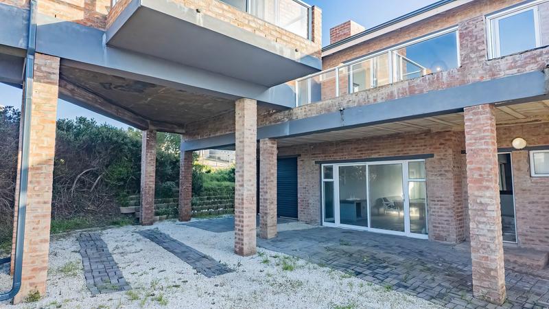 4 Bedroom Property for Sale in Jongensfontein Western Cape